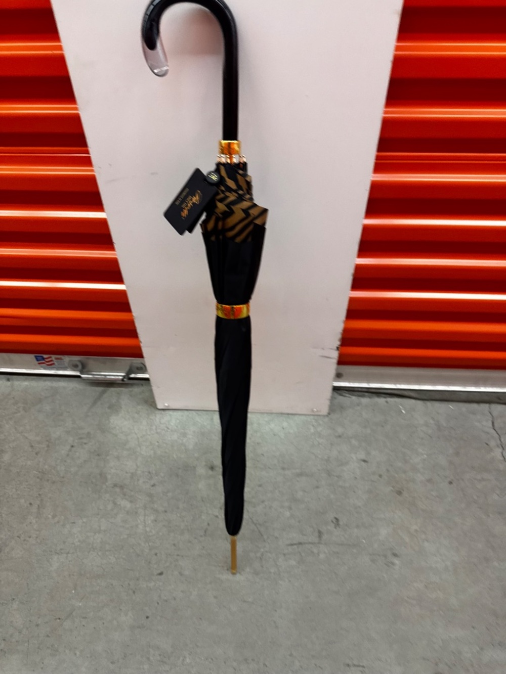 Artisanal made umbrella in Italy - storage sale/ moving sale - Picture 2 of 5